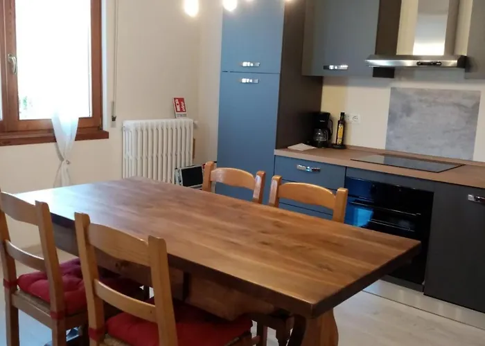 Casa Val Grande Apartment *